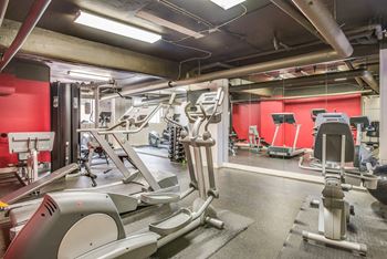 24/7 Fitness center